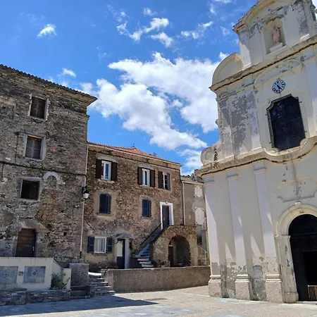 Dom wakacyjny Peaceful Corsica With Terrace Linguizzetta